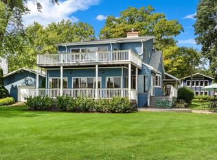 814 Inlet Shore Dr, Delavan, WI 53115