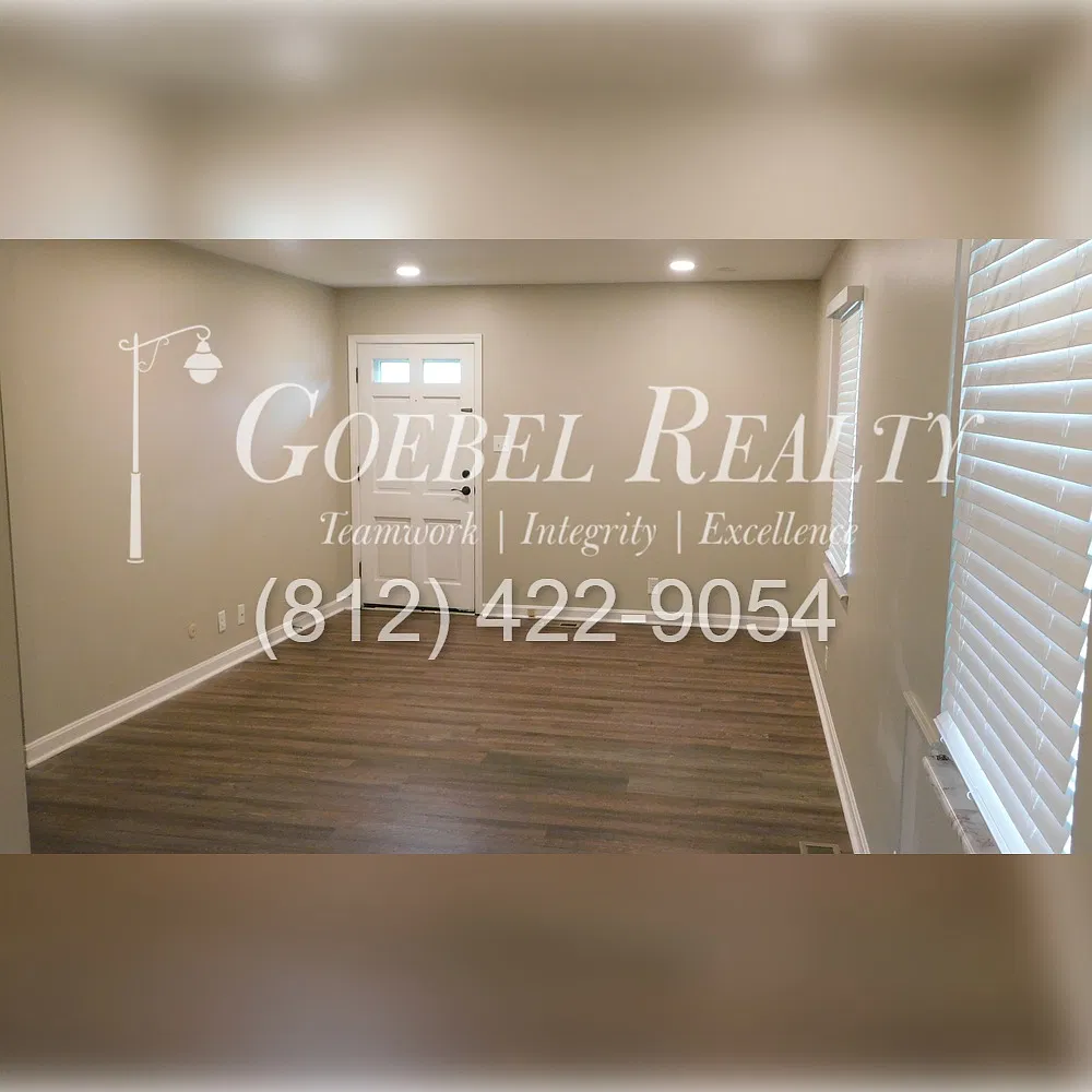2 bed, 990 sqft, $1,050 — Photo 2