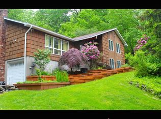 15 Woodcock Rd, Monroe, NY 10950