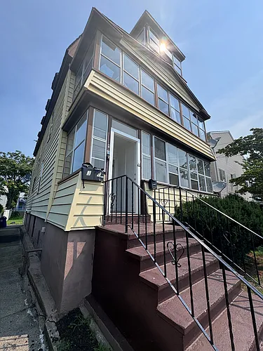 279 Captain Thomas Blvd #1 Photo 1