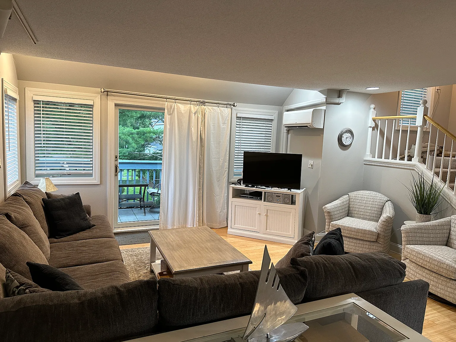 2 bed, 1.5 bath, 1080 sqft, $2,000 — Photo 3