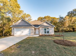 222 Hill Ln, Perry, GA 31069