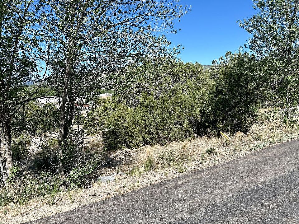 2nd image of 104 Agua Fria Dr