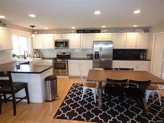 5th image of 4464 Ashford Ct