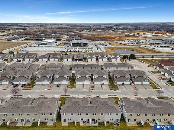 3rd image of 3529 McLaughlin Dr