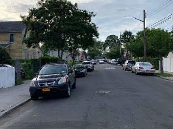 3rd image of 11616 203rd St