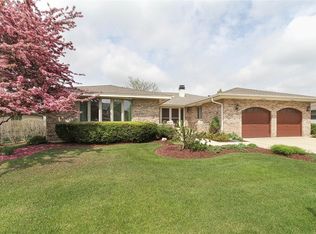 856 Middleton Ln, Bartlett, IL 60103