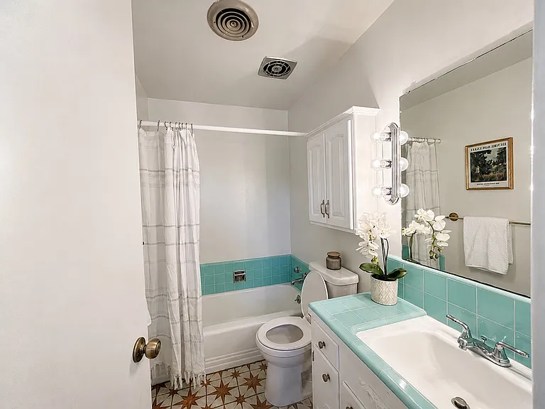 2019 Debbie Ln — Photo 16