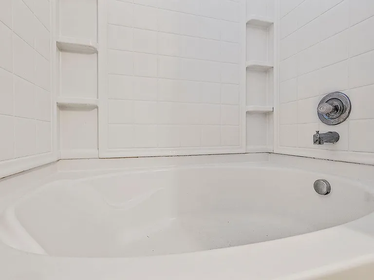 3538 Lantana Fls — Photo 18