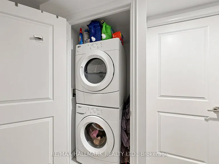 85 E Liberty St #812 — Photo 16