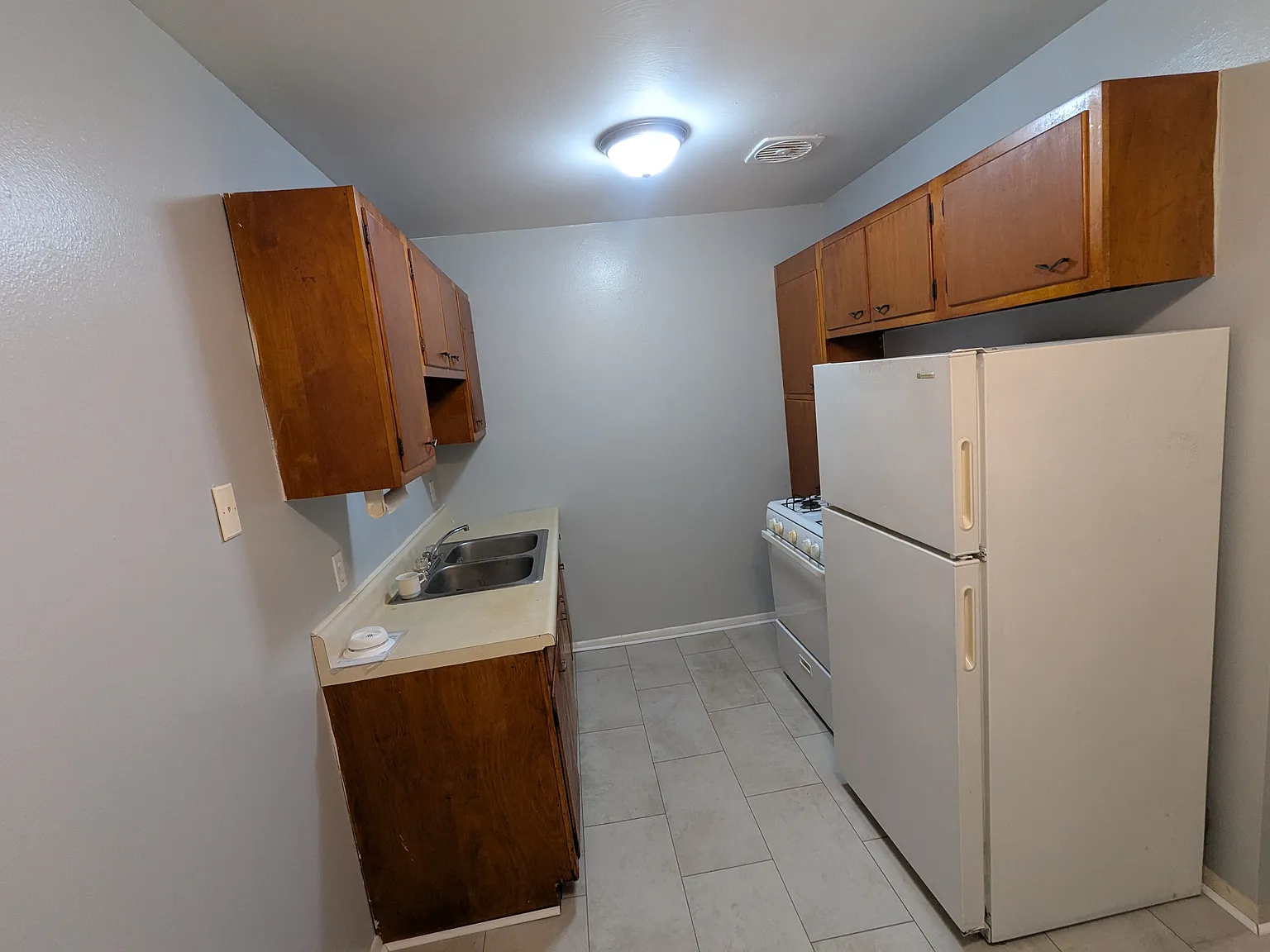 4923 Devonshire Rd — Photo 3