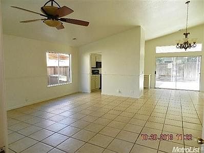 5th image of 9820 N Estacio Ave