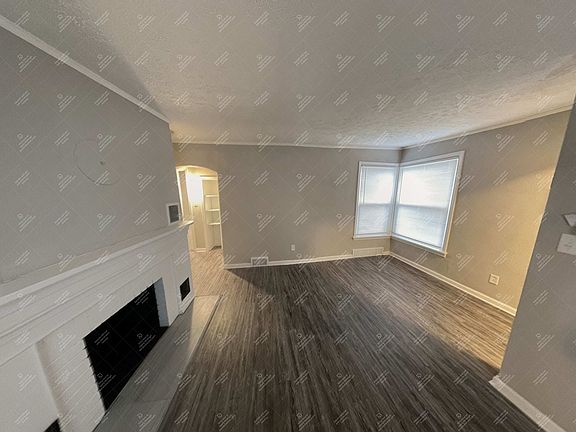 5th image of 1243 South Ave