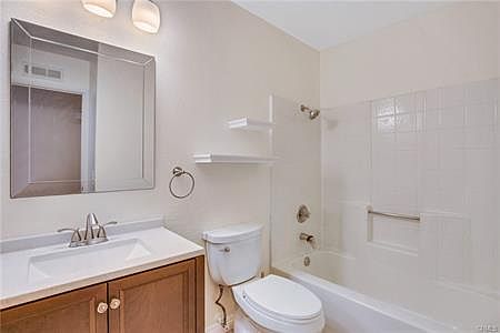 5th image of 202-6533 Canterbury Dr #202
