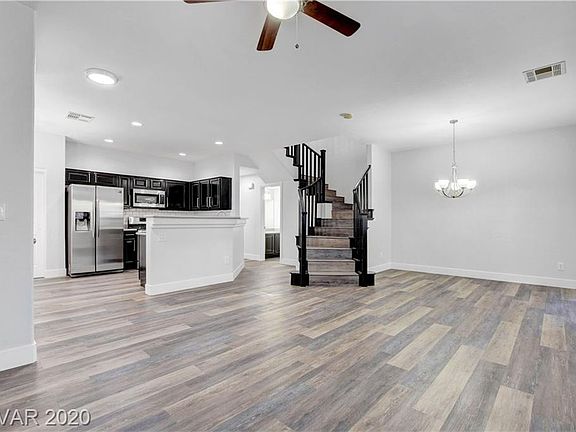 5th image of 10583 Petricola St Unit 102