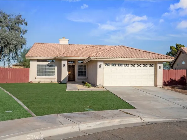 597 Wild Rose Ln, Imperial, CA 92251