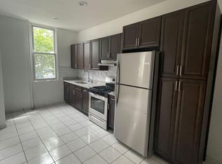 6815 60th St FLOOR 2, Ridgewood, NY 11385