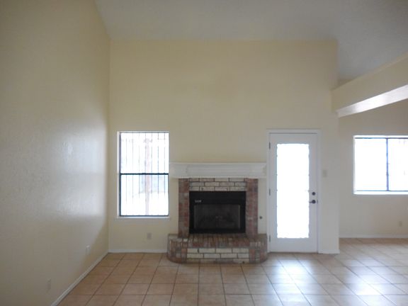 4th image of 11629 Kristy Weaver Dr #1