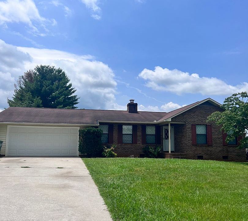 1st image of 1534 Carowinds Cir