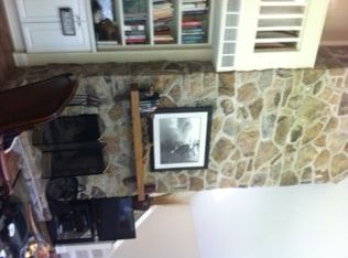 194 C R Rd, Reedsville, WV 26547