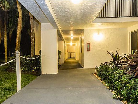 2nd image of 16171 Blatt Blvd APT 105