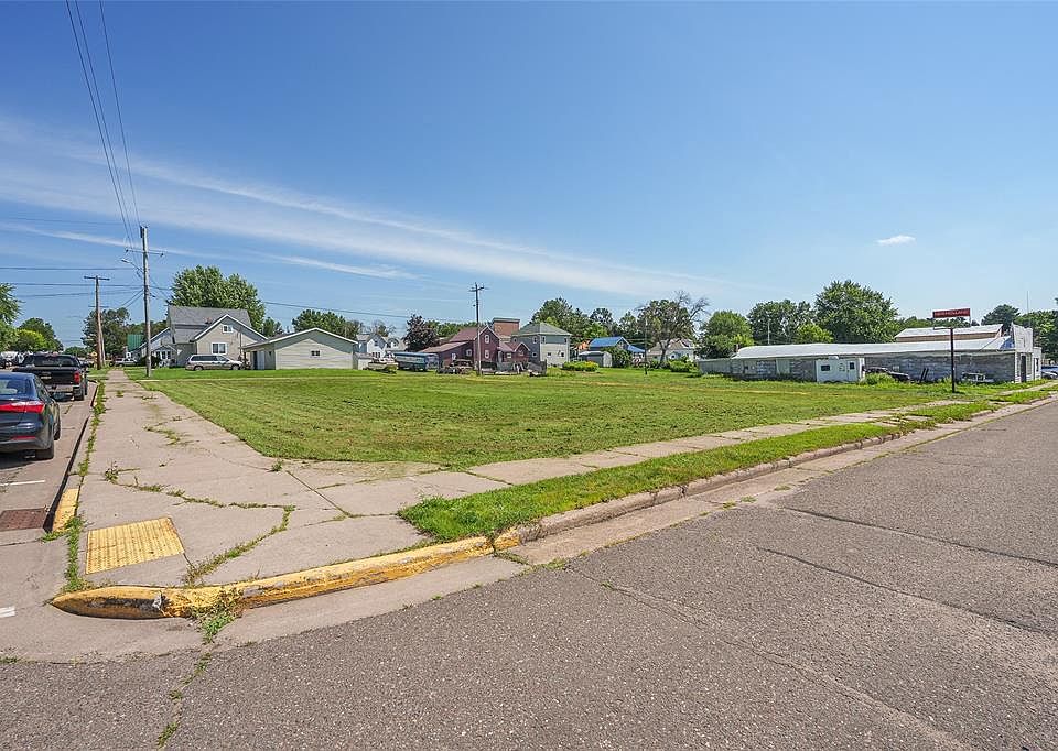 1st image of 205 E 1st Avenue