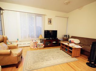 2126 21st St #2, Astoria, NY 11105
