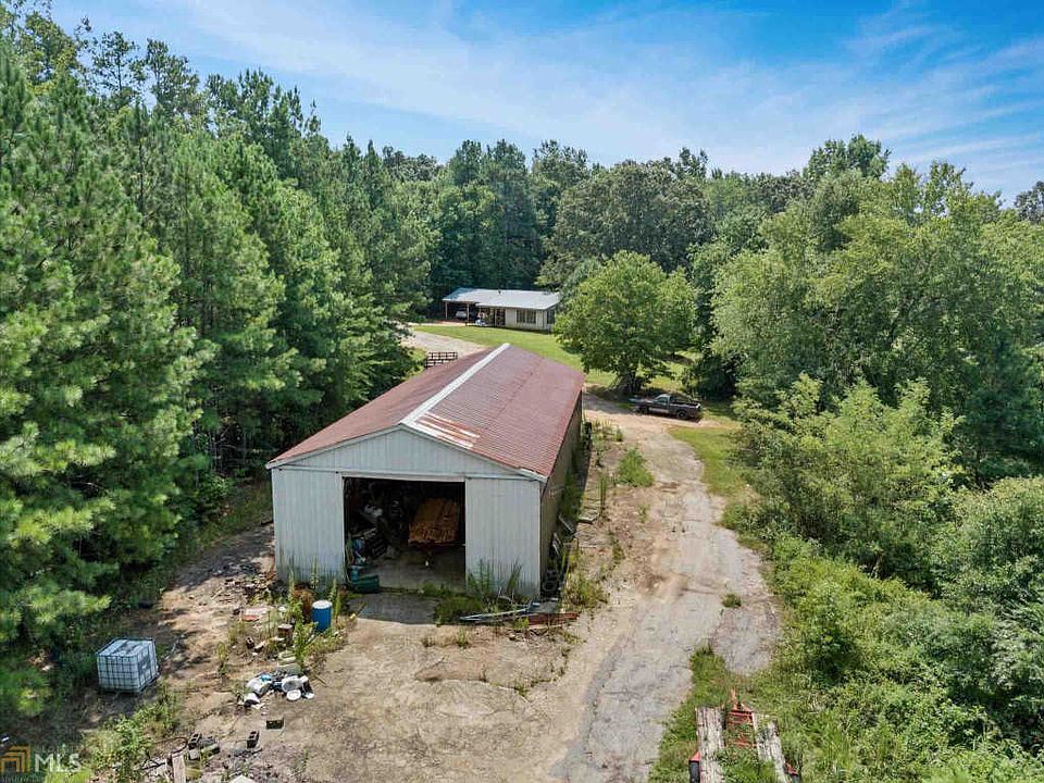 2nd image of 1776 Candler Rd