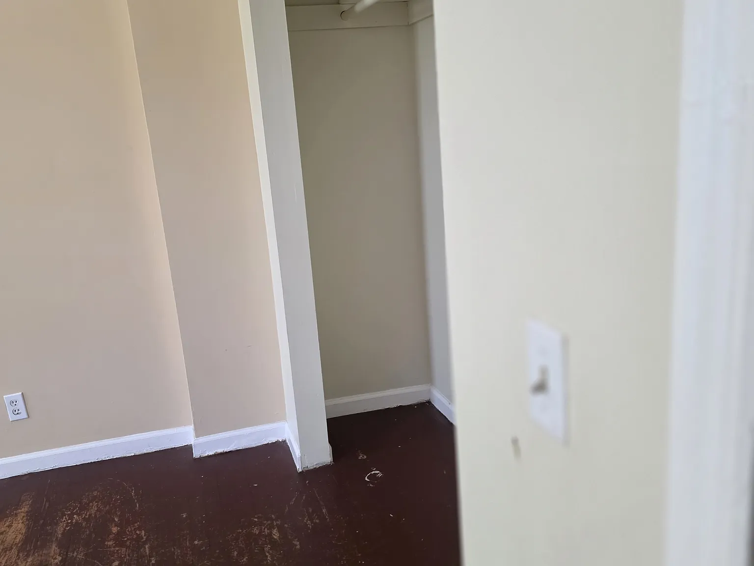419 Park Ave — Photo 4