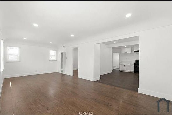 1st image of 4416 S Harvard Blvd