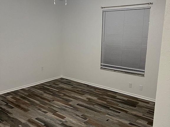 4th image of 5259 Images Cir APT 207