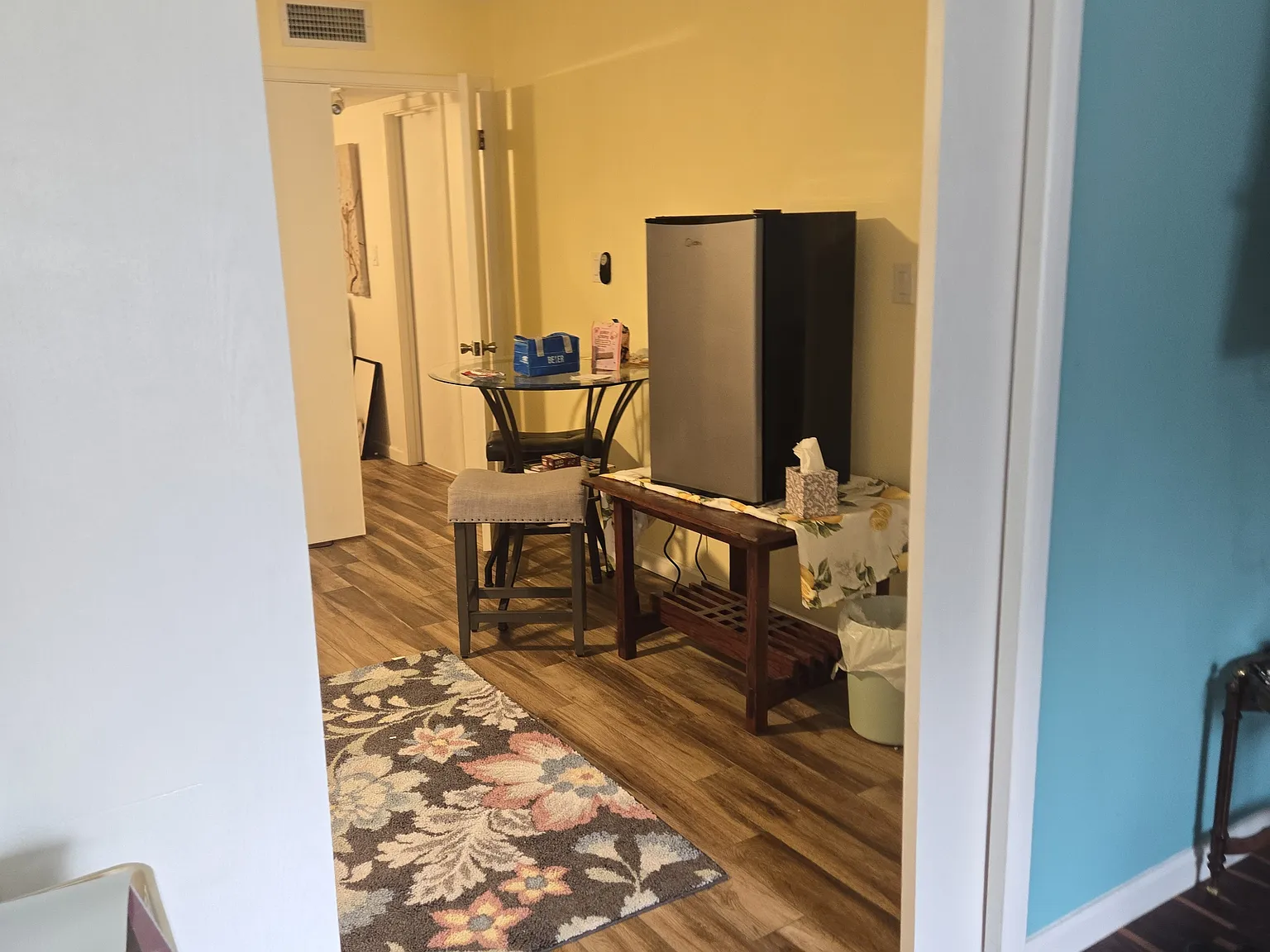3 bed, 1816 sqft, $1,000 — Photo 3
