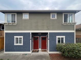 9046-B 17th Ave SW #B, Seattle, WA 98106