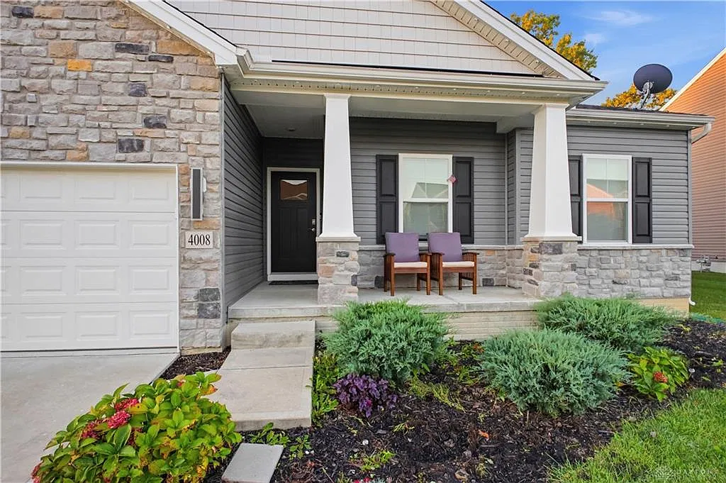 3 bed, 2.0 bath, 1790 sqft, $2,500 — Photo 3