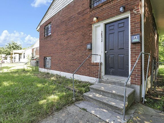 5th image of 2892 E 11th Ave