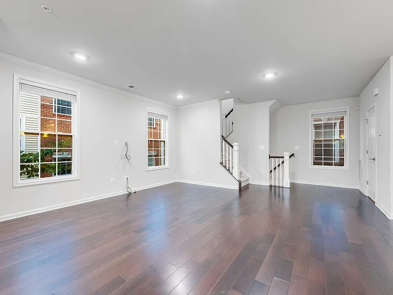 23290 Milltown Knoll Sq #118 — Photo 6