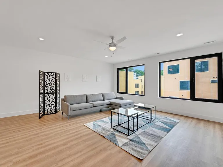 1125 Nova St — Photo 13