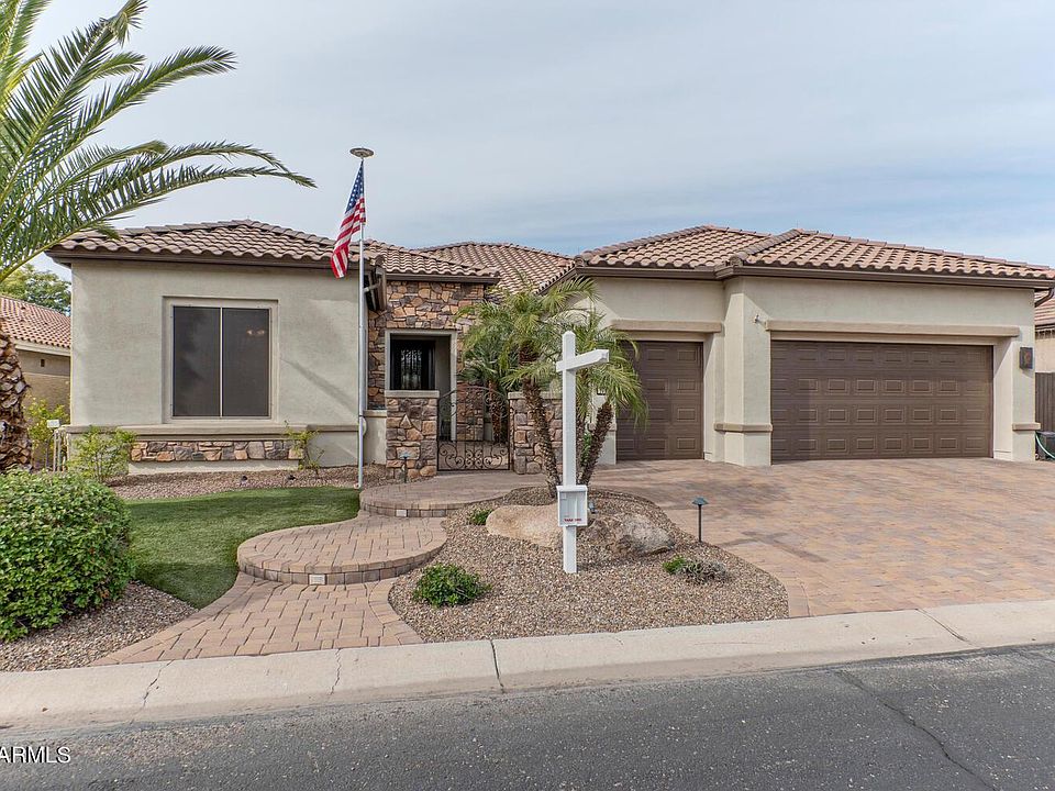 1st image of 2624 N 159th Dr