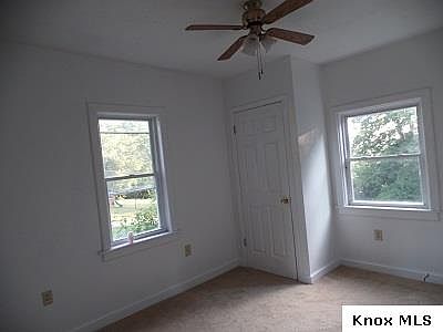 5th image of 903 N Mulberry St