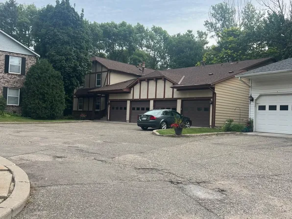 1636 Charlton St APT A, West Saint Paul, MN 55118