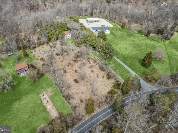 8038 Johnnycake Rd, Baltimore, MD 21244