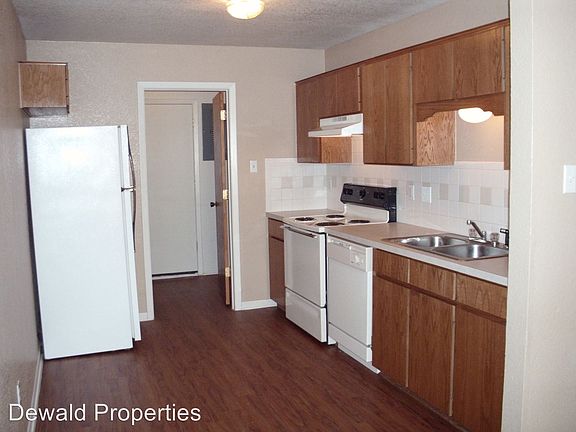 2nd image of 1231 Walt Morgan Cir