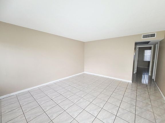 5th image of 64 Canterbury #C