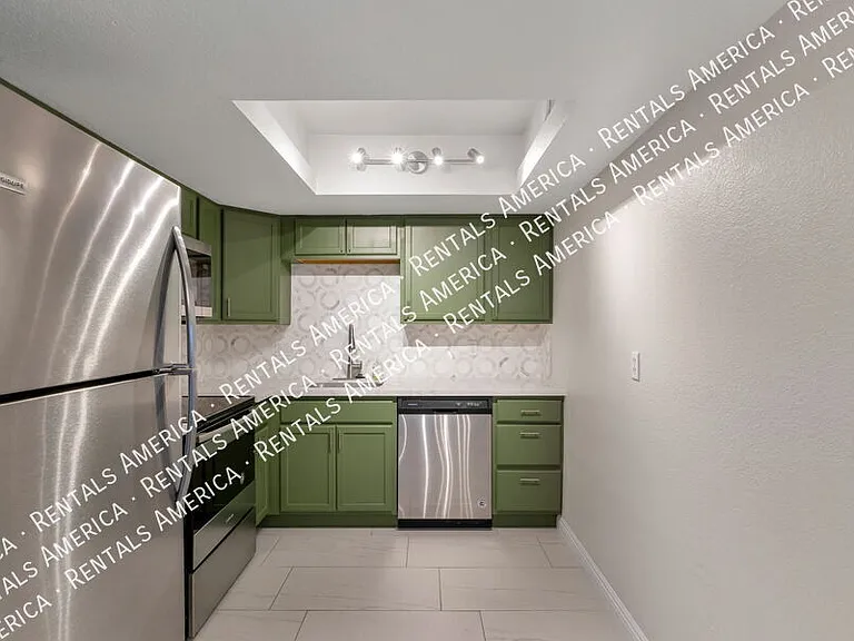 8263 N Oracle Rd #136 — Photo 10