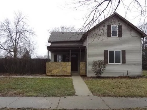 810 1/2 Avenue A, Rock Falls, IL 61071