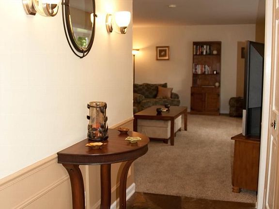 4th image of 41 Lake Dr