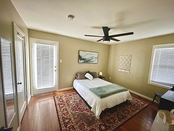 2nd image of 1813 Wright St #1