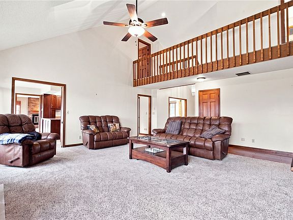 5th image of 1313 Audrey Ln
