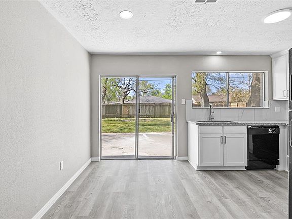 5th image of 16718 David Glen Drive