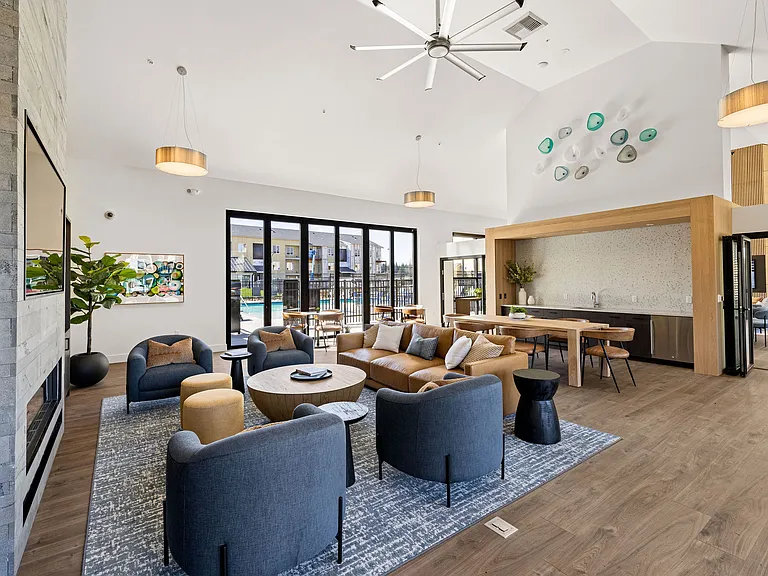 Motto Apartments — Photo 10